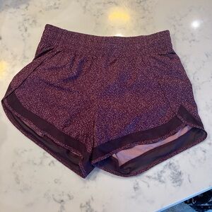 Athleta printed mesh racer run short 4”